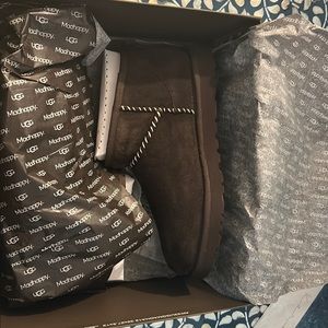 W UGG X MADHAPPY Ultra Mini